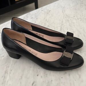 Salvatore Ferragamo Black Leather Heels with Bow